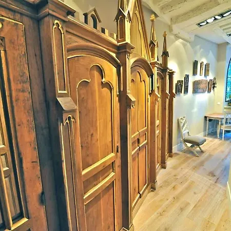 Fantastic View On Notre Dame Abelard Parigi